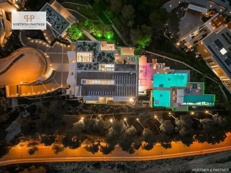 Welcome to one of the most exclusive residences in Mallorca - an architectural masterpiece in Son Vida, the coveted residential neighborhood — photo 5