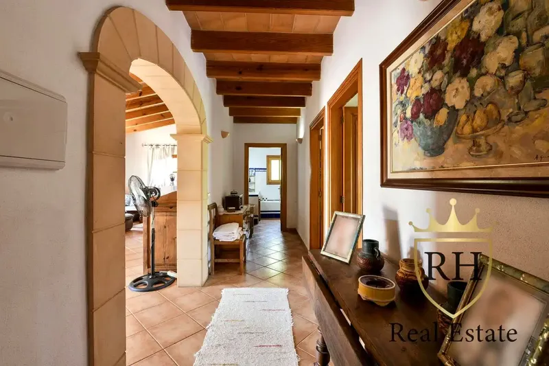 Discover this charming rustic house located in the quiet area of Arta. — photo 8