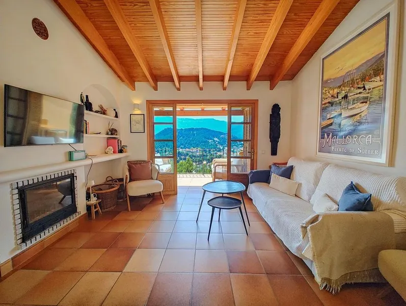 Apartment in Port de Sóller, Province of Balearic Islands — photo 1