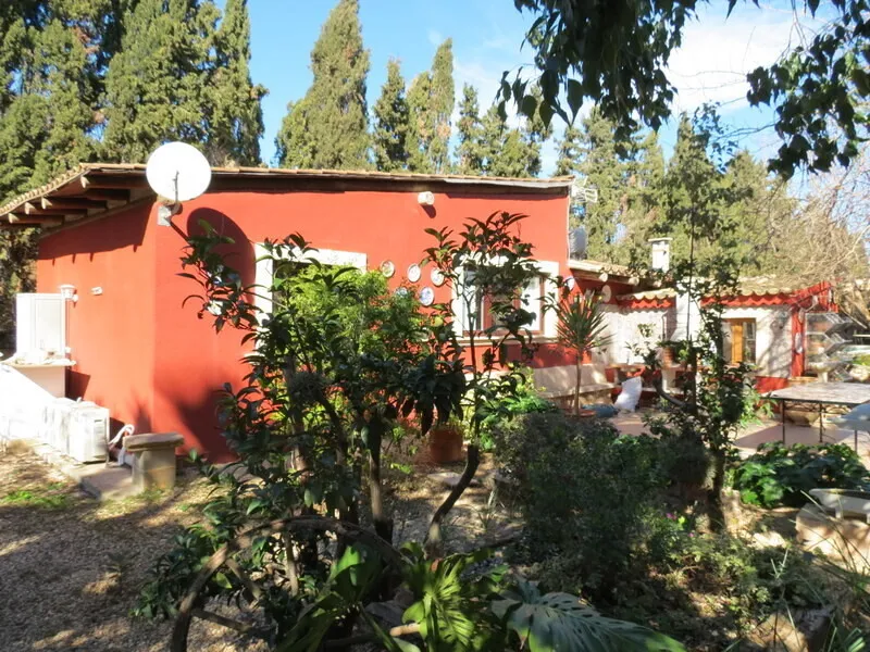 Finca with 6 bedrooms, 3 guest houses and holiday rental license, near Llucmajor — photo 7