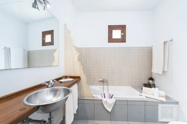 Charming village house with pool and rental licence in Moscari, Majorca — photo 7