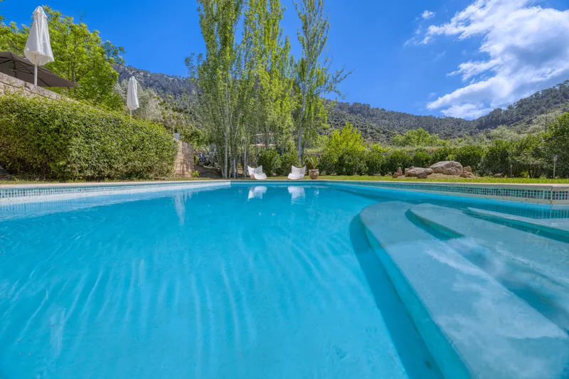 Spanish-Mediterranean style house for sale, 5 bedrooms, privacy and nature in a mountainous setting — photo 3