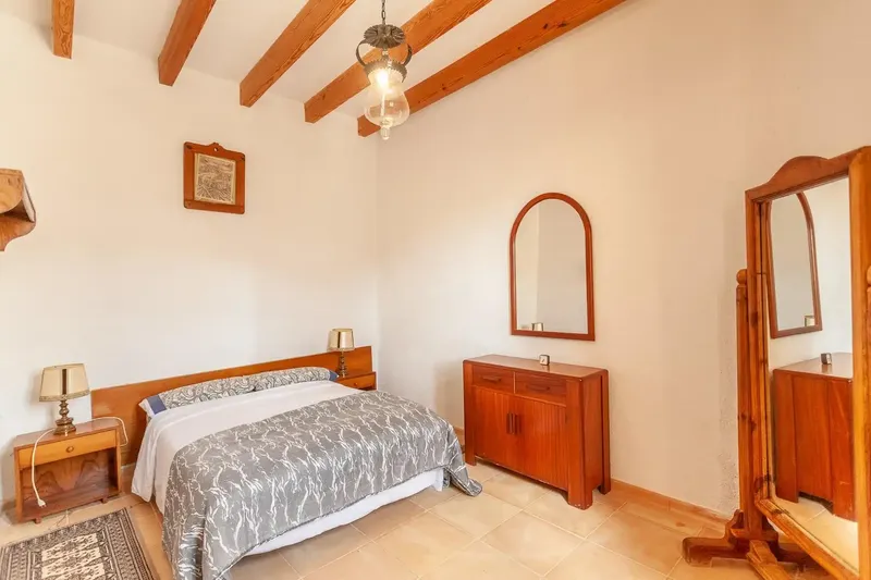 This large estate of about 498 hectares of land is located among green hills in the northeast of Mallorca, in the coastal area of the municipality — photo 8