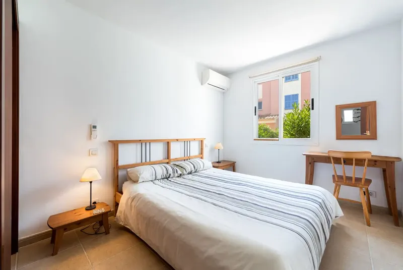 Bright 100 m² apartment with private garden in the coveted Pinaret area, Puerto Pollensa, just steps from the beautiful — photo 4