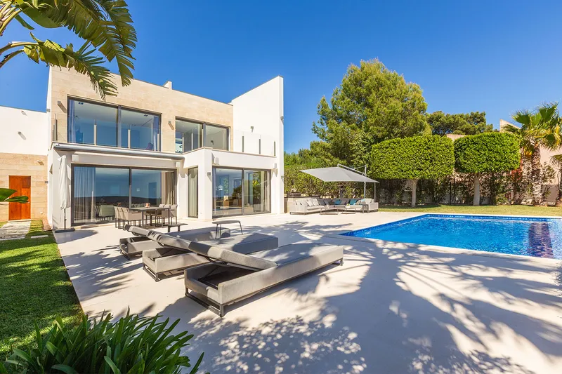 Modern luxury villa with magnificent views — photo 3