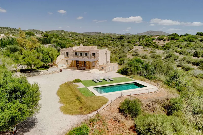 Exclusive estate with sea views and Mediterranean charm — photo 2