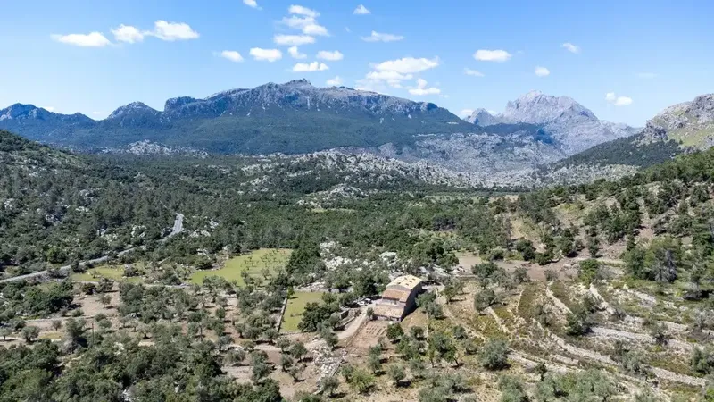 Charming rustic finca for sale in an idyllic setting between Pollensa and Lluc — photo 11