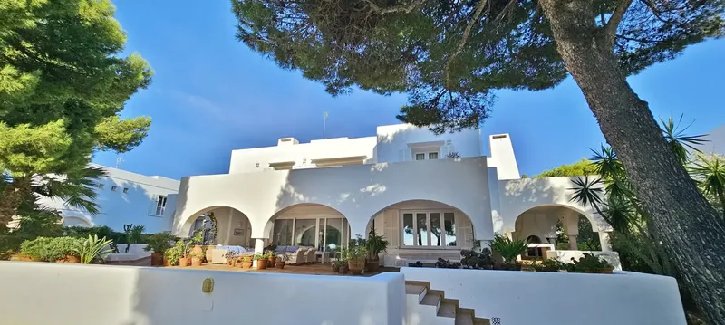 Exceptional first-line villa in Porto Petro with direct access to the sea in an unbeatable location, just a 15-minute walk from — photo 11