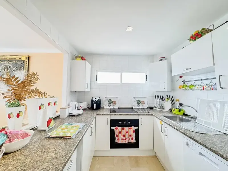 Duplex penthouse with sea views in Palmanova — photo 3