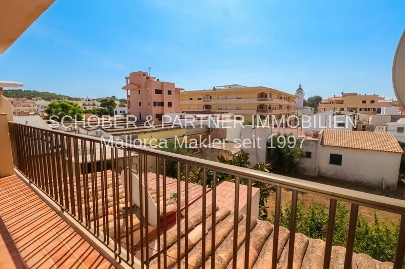 Modernized apartment in the centre — photo 2