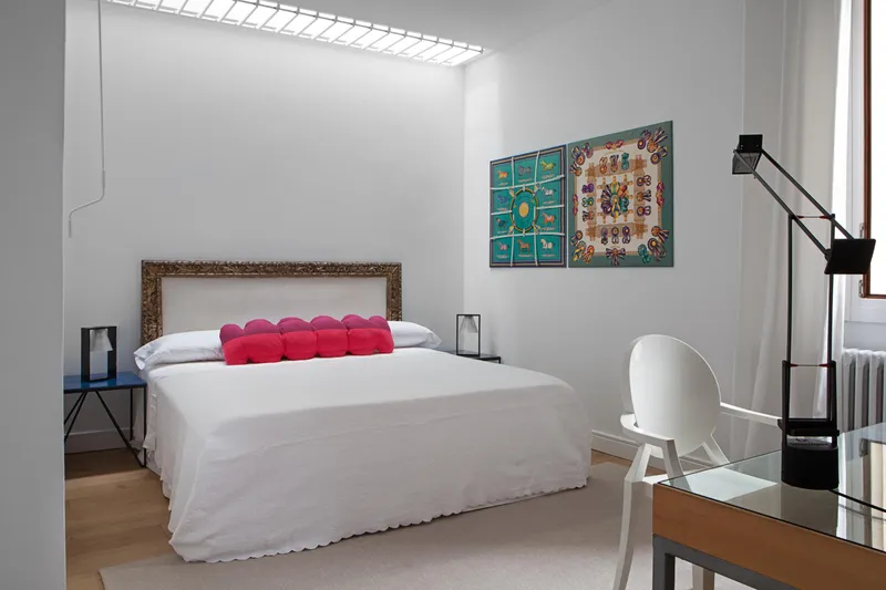 Elegant designer duplex apartment in Palma — photo 10