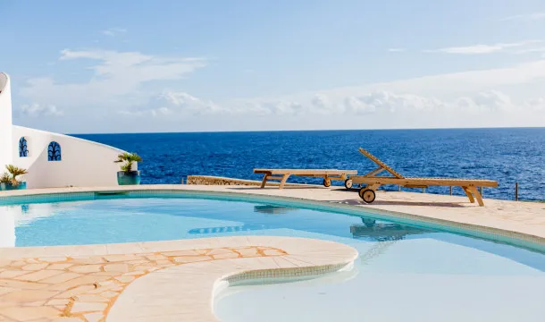 Fantastic seafront villa in a privileged location in Cala d'Or — photo 11