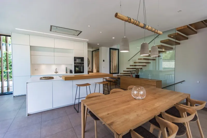 Contemporary designer villa with infinity pool for sale in Son Vida — photo 2