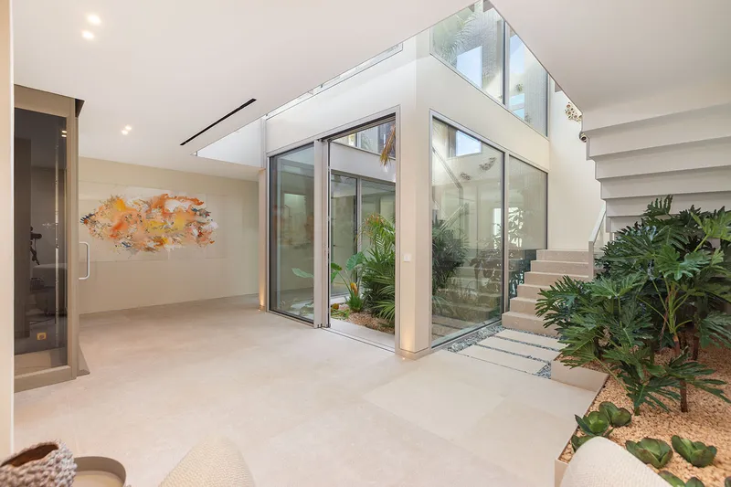 First-class villa for first occupancy in an excellent location — photo 11