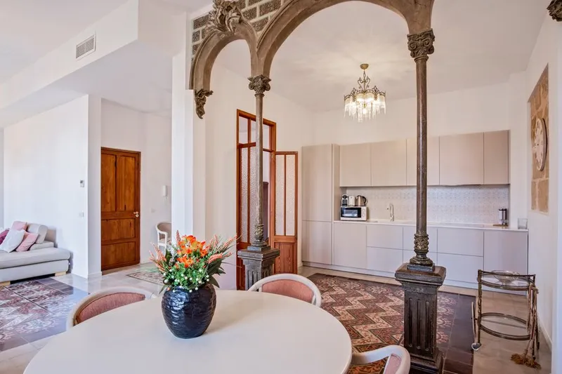 Furnished apartment in a tasteful style in Santa Catalina — photo 7