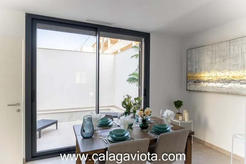 Semi-detached house — photo 6