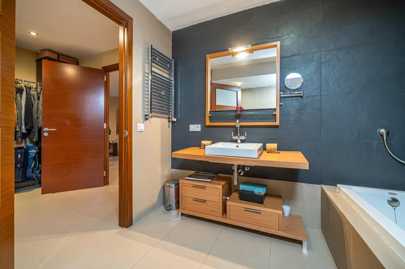 Spectacular flat with lift and parking in the centre of Palma – Avenidas area — photo 11