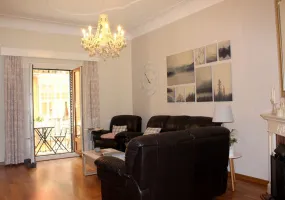 Beautiful Apartment – Pedestrian Street - Mercado Olivar Area — photo 1