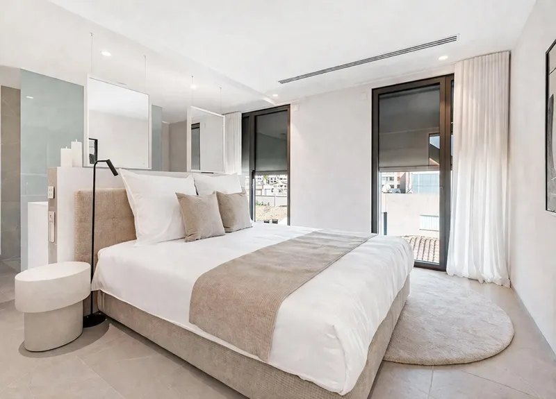 Exclusive penthouse with private pool and spectacular panoramic views of the port and Palma Mas — photo 8