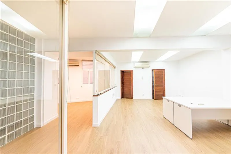 Ground floor flat with a terrace in a residential complex with a swimming pool in Palma — photo 12