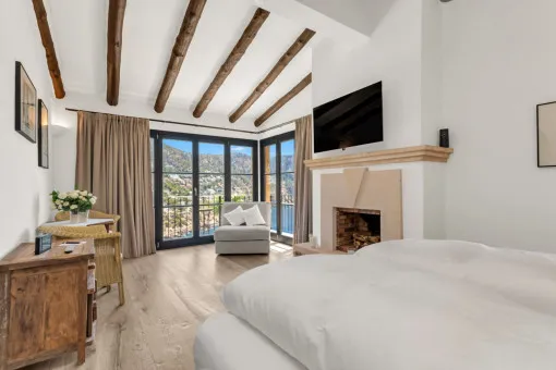 Puerto Andratx, Dream Villa "Eden Roc" with Spectacular Sea Views for Temporary Rent in Cala Llamp — photo 11