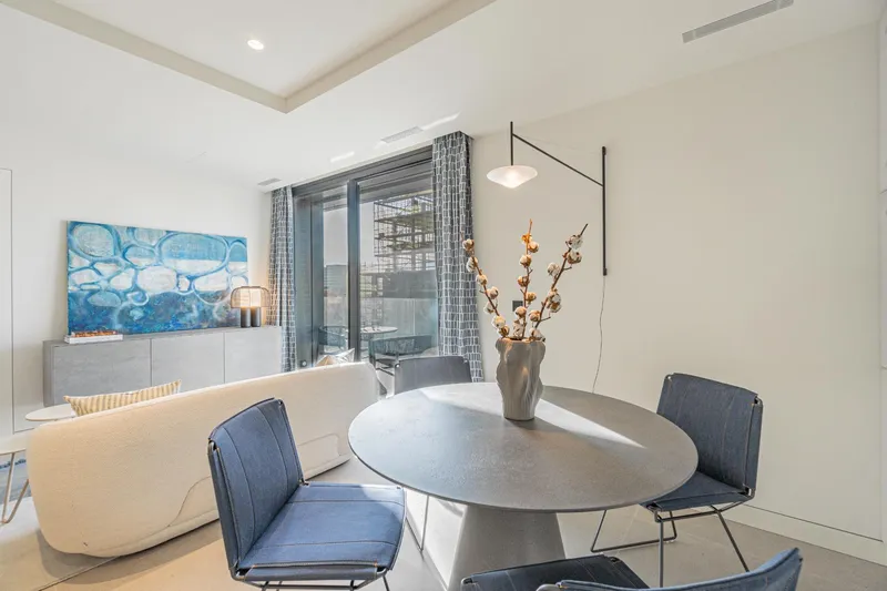 Modern apartment with views — photo 4