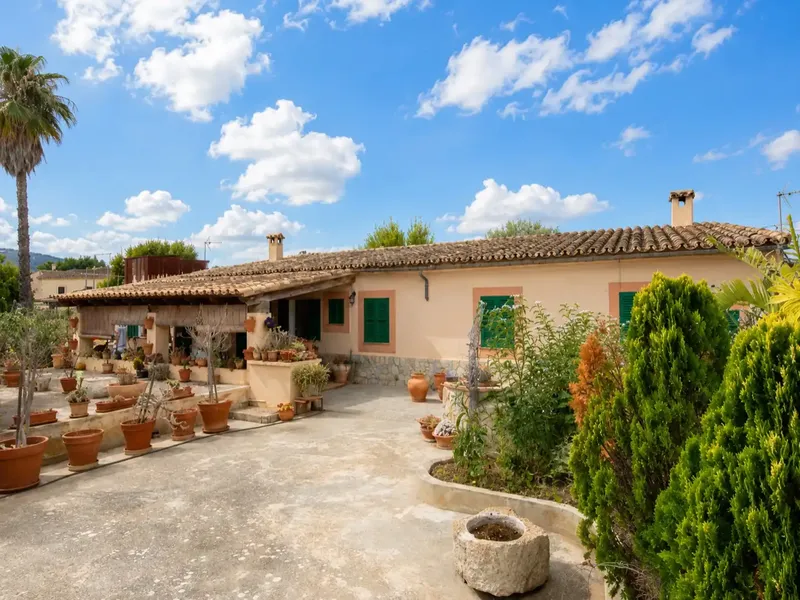 Urban finca with home in Establiments (Palma) – 683 m² plot – €640,000 — photo 5