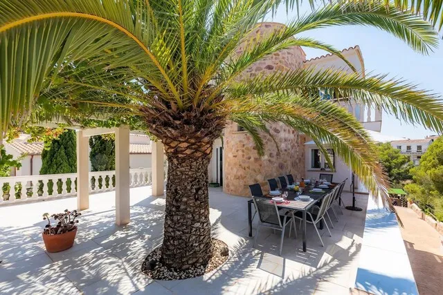 Ready to move in villa with holiday rental license for sale in Cala Figuera, Mallorca — photo 6