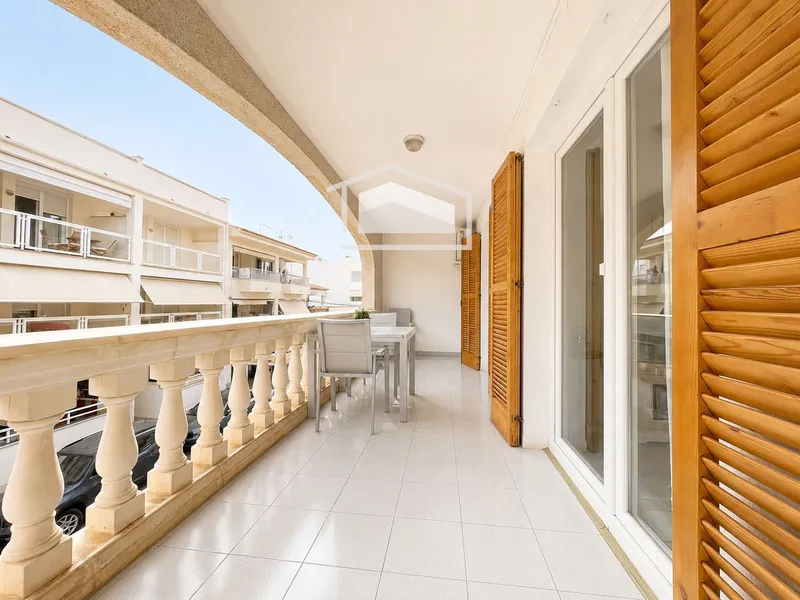 Spacious flat with large terrace and parking in the port area of Colònia de Sant Jordi — photo 3