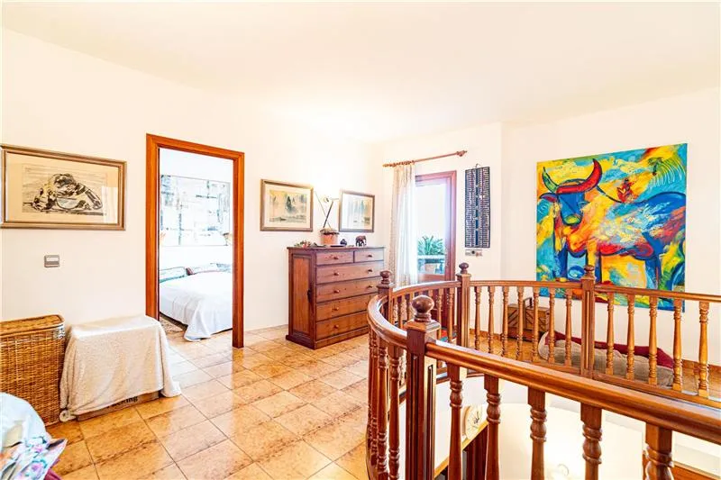 4-Bedroom House with Pool and Garage in the Heart of Campanet — photo 11