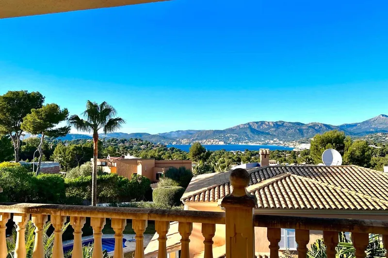 Santa Ponsa - Attractive renovation project with ocean views — photo 1