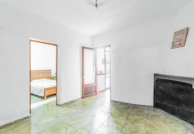 House of 211 m2 for renovation in Inca for sale — photo 12