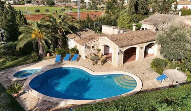 Oportunidad Única: Dos Villas completamente separada con Piscina Privada cada una y Licencia ETV de seis plazas por cada casa en Port de Pol — photo 7
