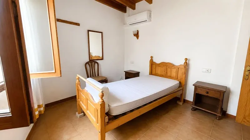 This house in Pollença has 112 m2 of living space plus a 40 m2 vaulted cellar and a rooftop terrace of approx. 20 m — photo 10