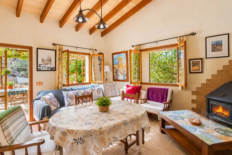 RONZETTI Real Estate presenta esta finca rústica en S'Evangelica, Andratx, situada en un extraordinario entorno natural junto a la carretera — photo 4