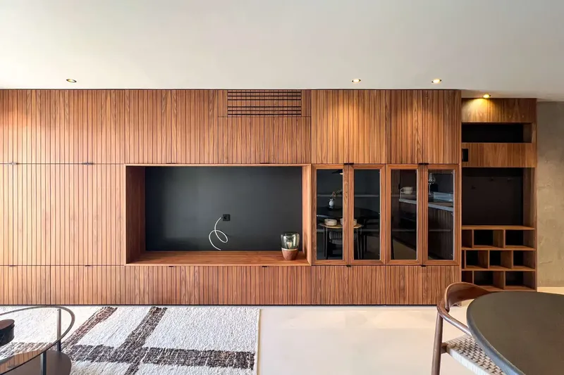This apartment, completely renovated in 2025, is located in the coveted Silverpoint residential complex in Portals Nous and combines a design — photo 7