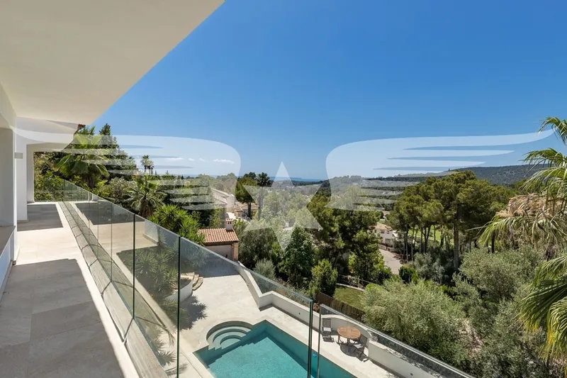 Luxurious living at the golf course of Son Vida — photo 1