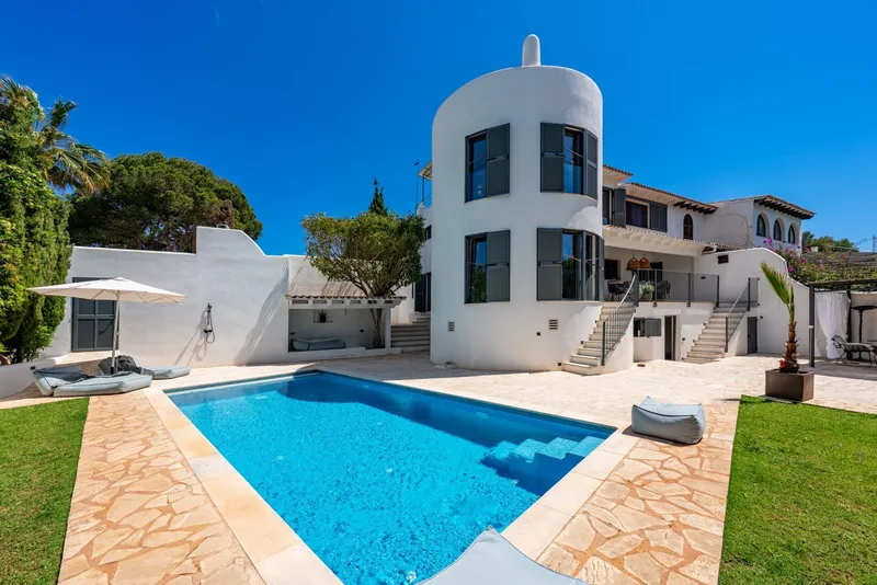 House in Portocolom on Sa Punta with holiday rental license — photo 1