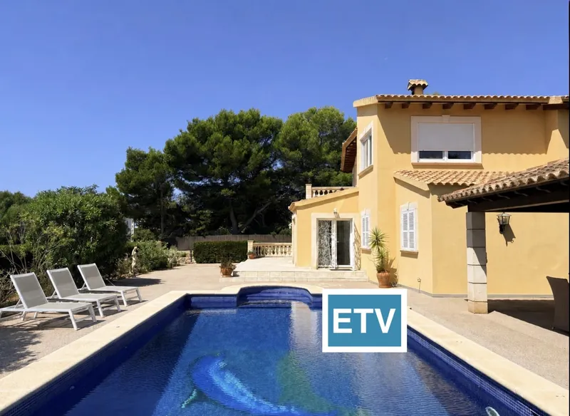 Mediterranean-style detached house with sea views and holiday rental licence in Cala Pi — photo 2