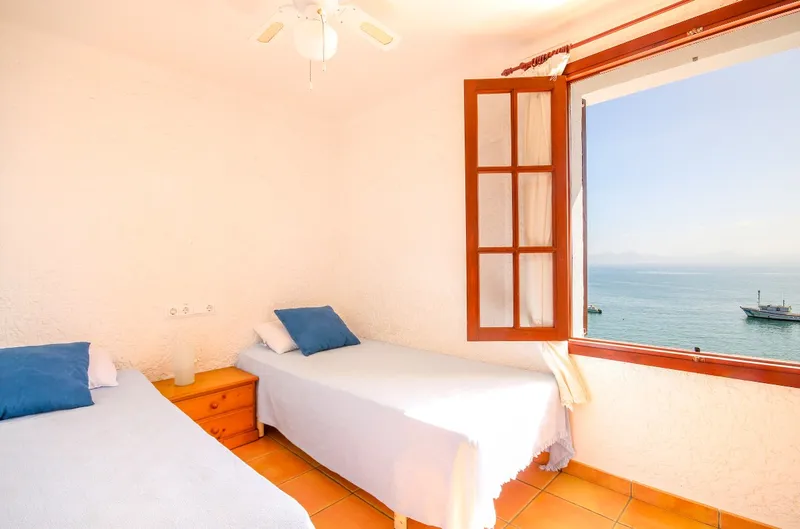 Dream house with impeccable view and rental license in Alcanada — photo 4