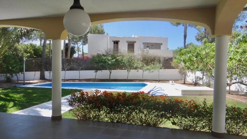 Unfurnished family home in Sol de Mallorca – for sale — photo 8