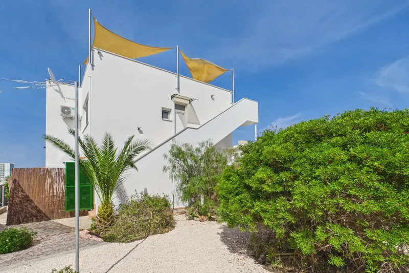 Extraordinary ground floor apartment for rent in one of the most coveted areas of southeast Mallorca — photo 10
