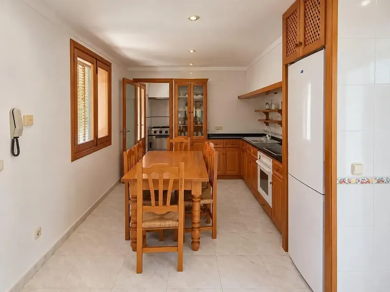 Chalet for sale with private pool, in one of the most prestigious areas of the island, Cala Bona, well known for its beautiful beaches. — photo 12