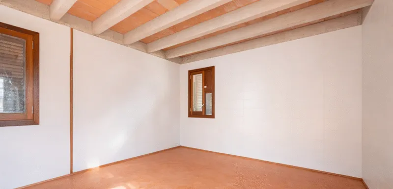 Unfinished country house with 20,900 m² plot near Ses Salines — photo 6