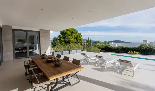 Modern design villa with sea views in Santa Ponsa — photo 4
