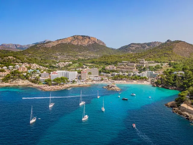 Modern home with sea views for sale in Camp de Mar, Southwest Mallorca — photo 11