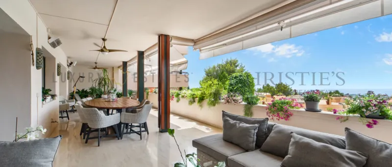Large apartment in Olinto in Bendinat with sea views — photo 3
