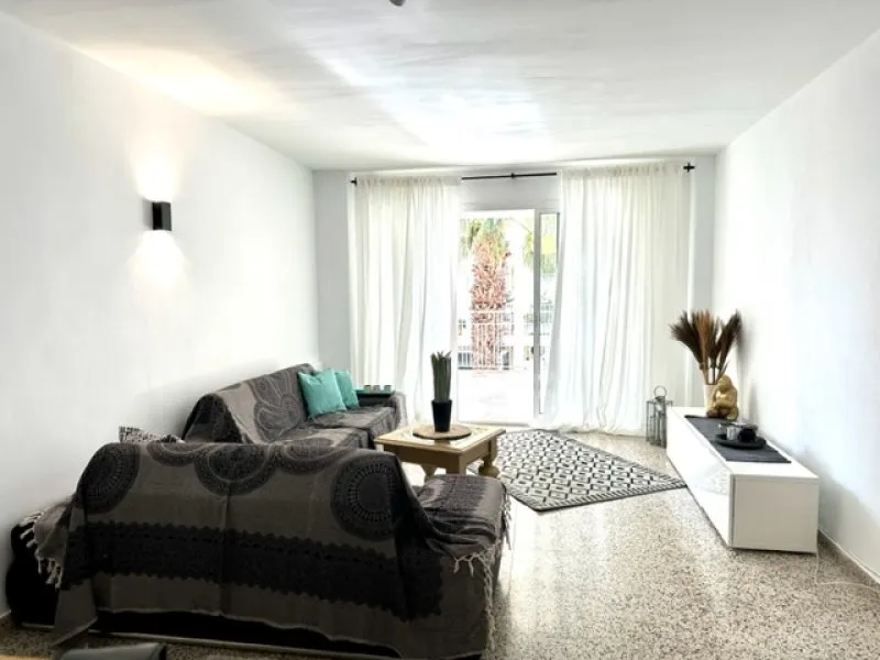 Beautiful 3-room apartment in top beach location for rent — photo 2