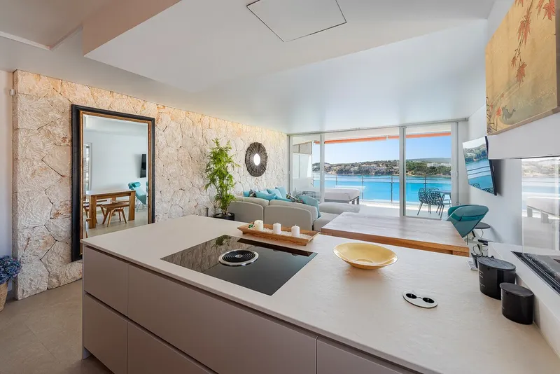 Top quality apartment for sale in Palmanova with private terrace and access to beach — photo 10