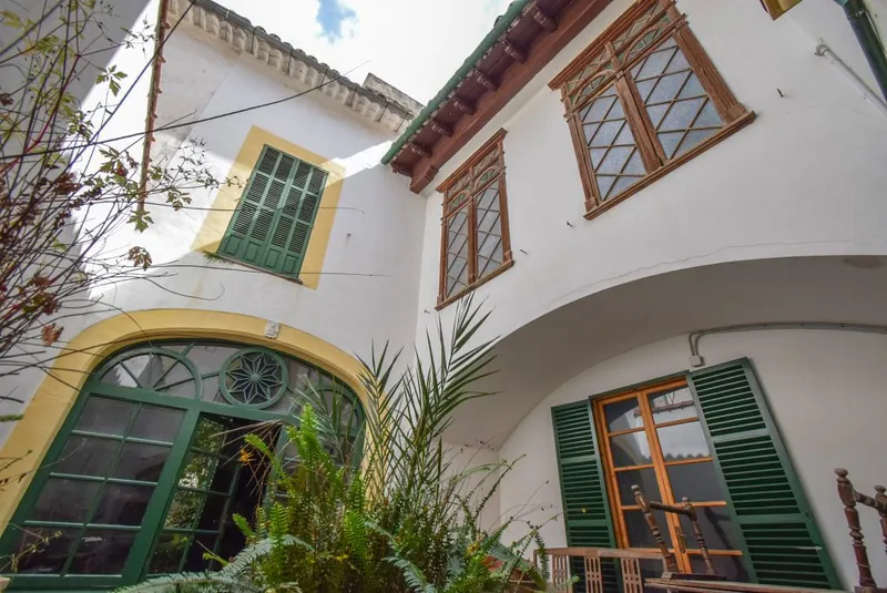 Mansion with garden and garage in the center of Sóller — photo 5